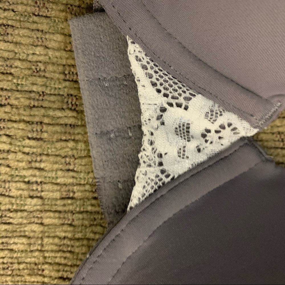 Maidenform Bras 36C - Picture 4 of 4